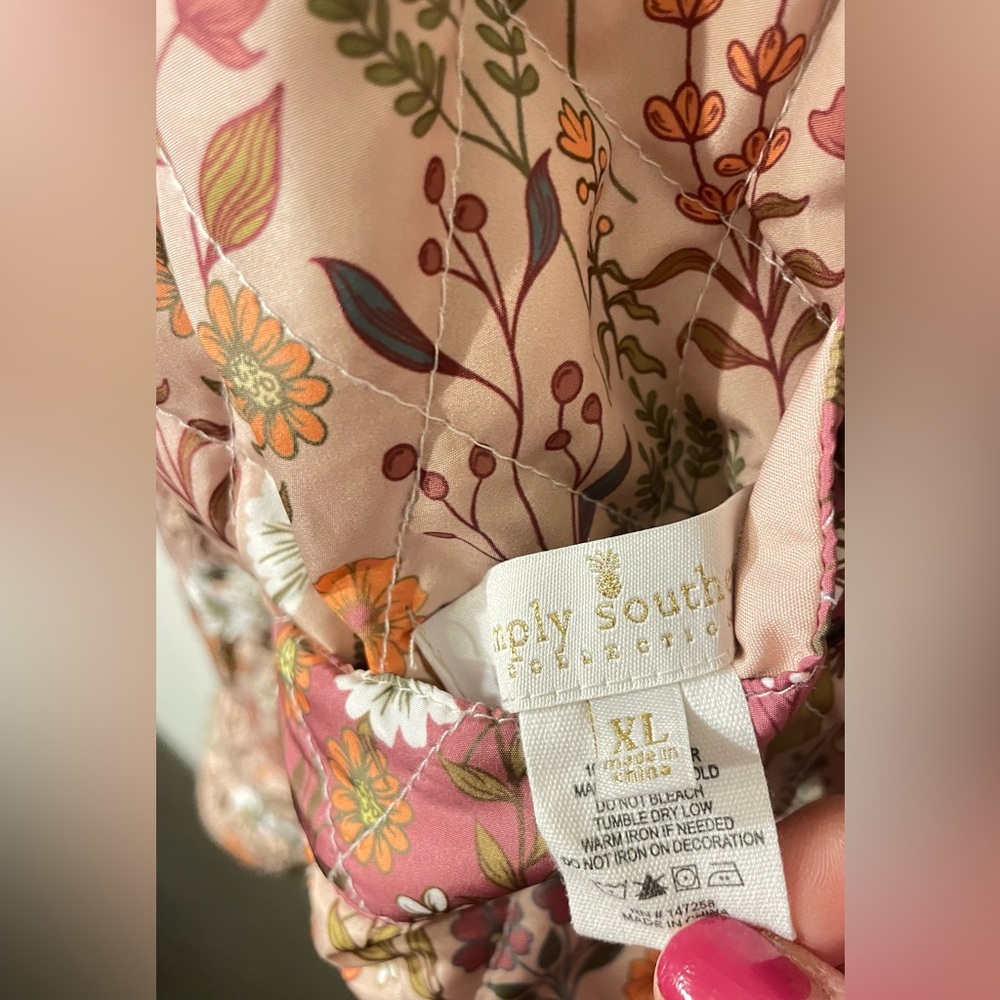 Simply Southern Quilted Floral Jacket Reversible Pink/Tan Sz XL - Picture 9 of 10